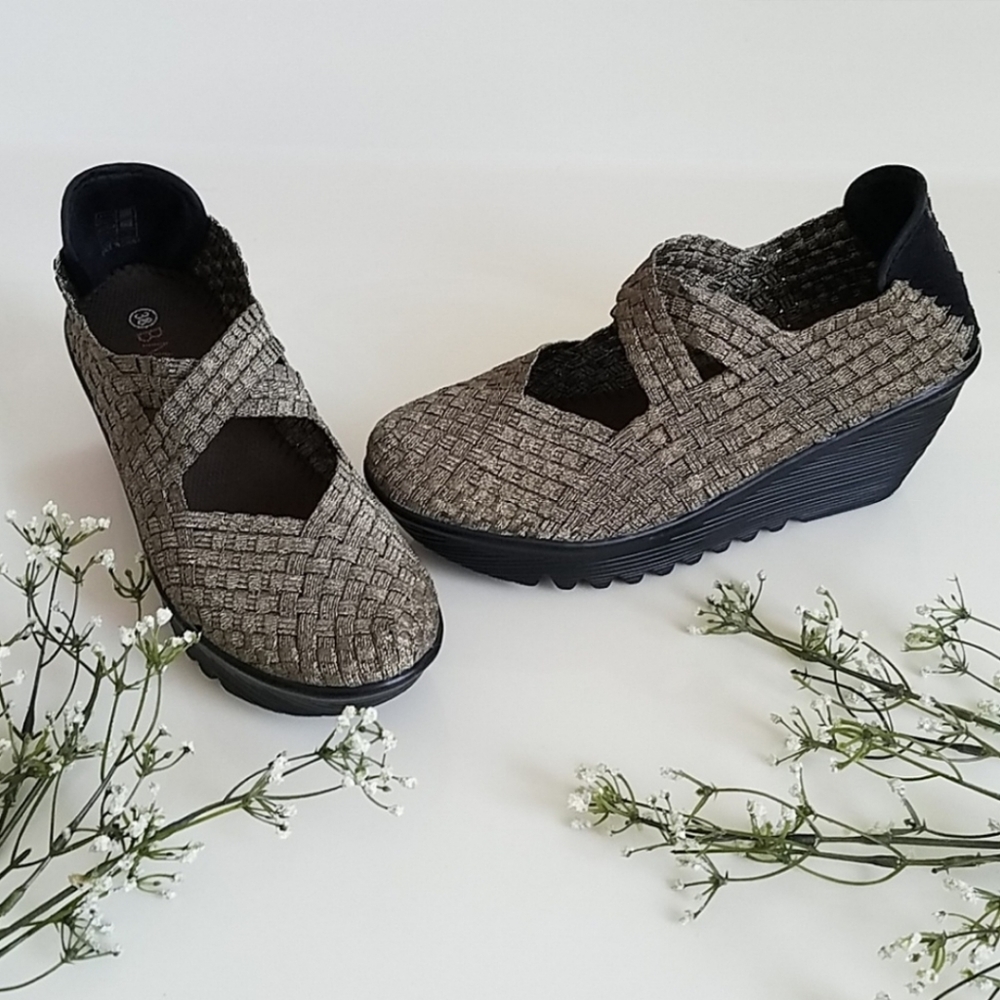 ๐ฅSEE NEW LISTING๐ฅ Bernie Mev Slip On NWOT - Picture 9 of 9
